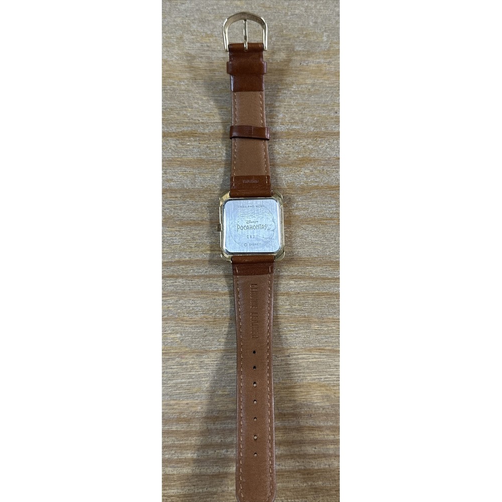POCAHONTAS, Disney Store GOLD EMBOSSED ULTRA RARE UNISEX CHARACTER WATCH - Picture 5 of 5